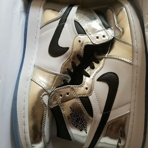 Air Jordan Retro 1 Pass The Torch